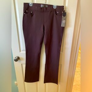 Double D Ranchwear Chocolate Stretch pants, size Large